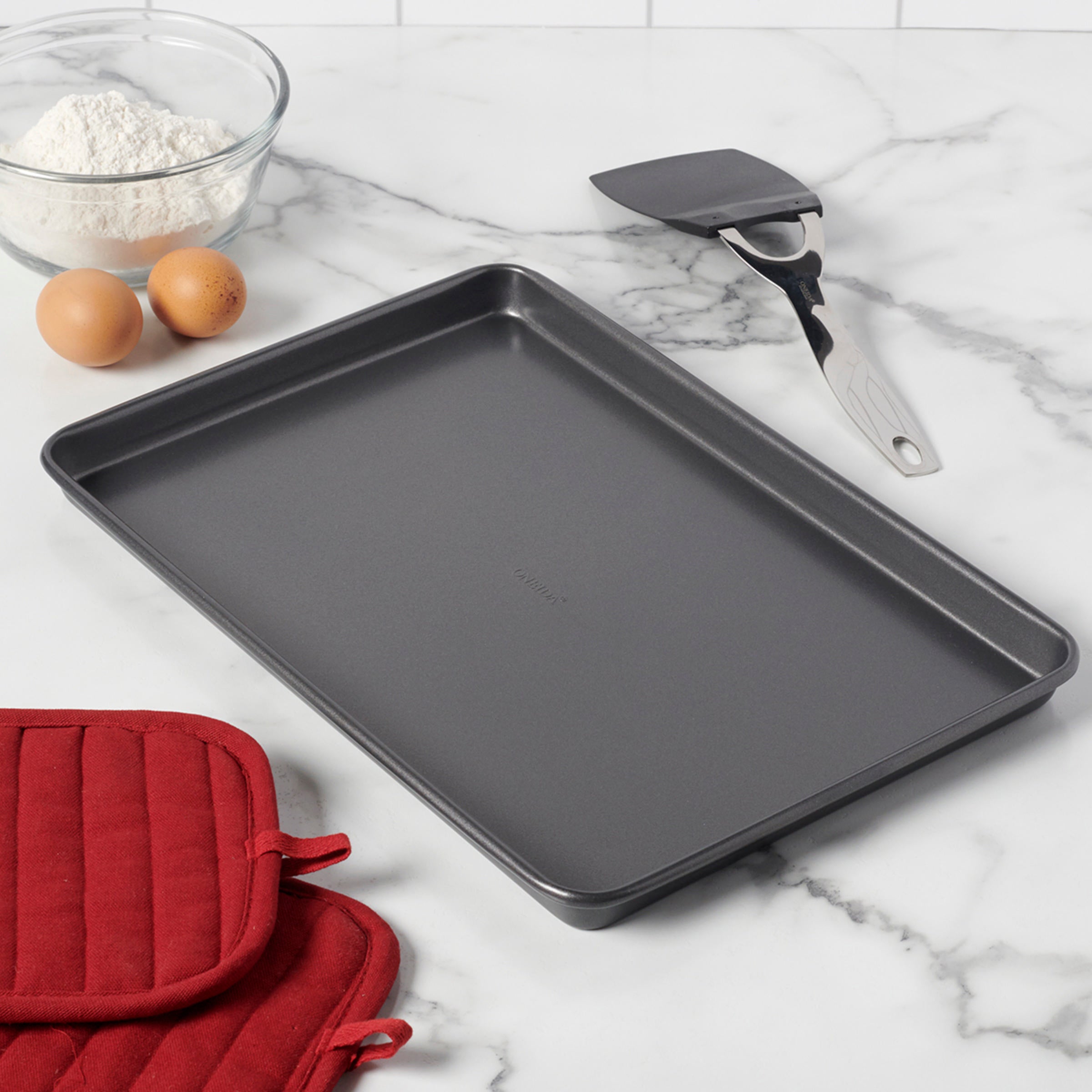 "Bliss Bakeware 10"" x 15"" Cookie Sheet"