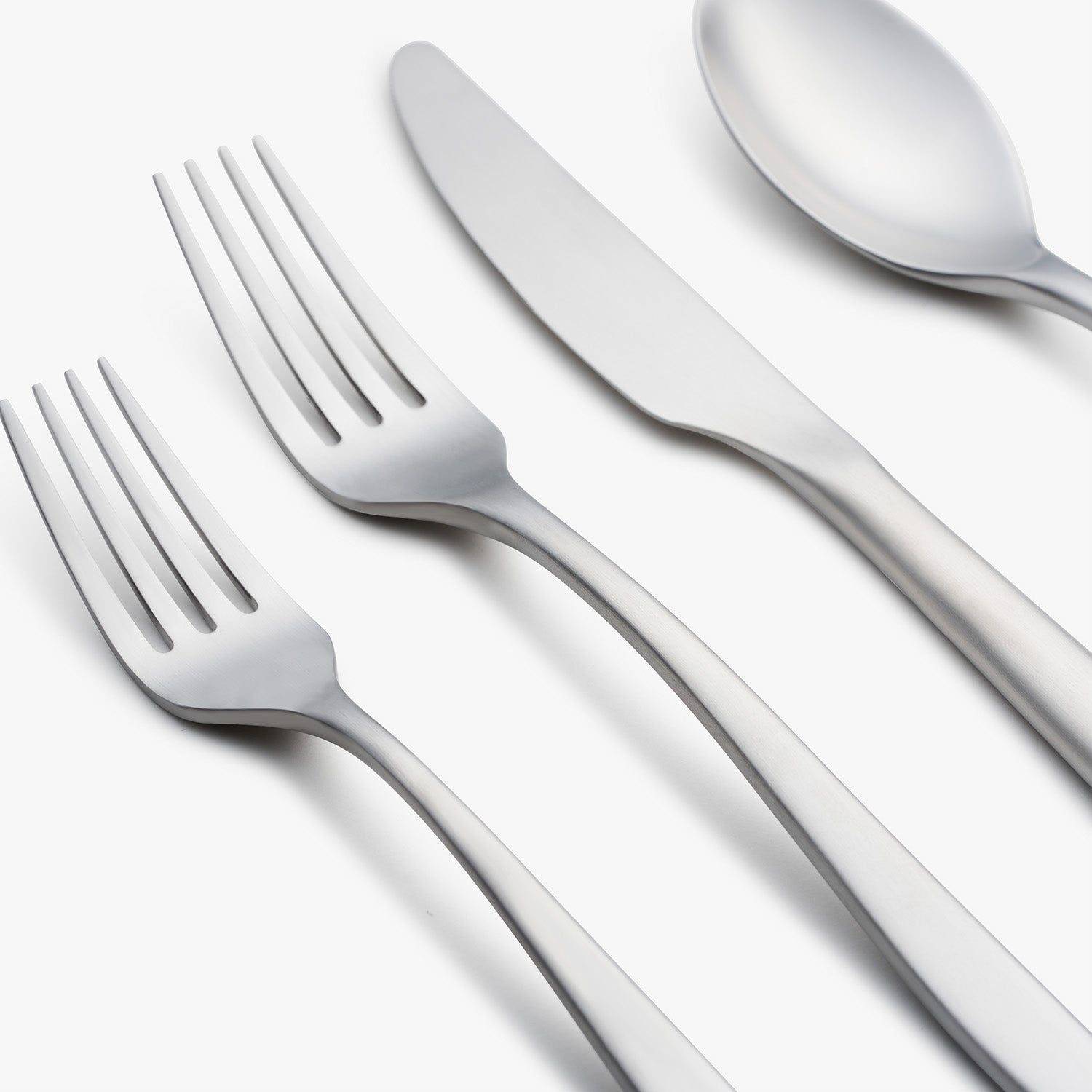 Averie Satin 20 Piece Flatware Set
