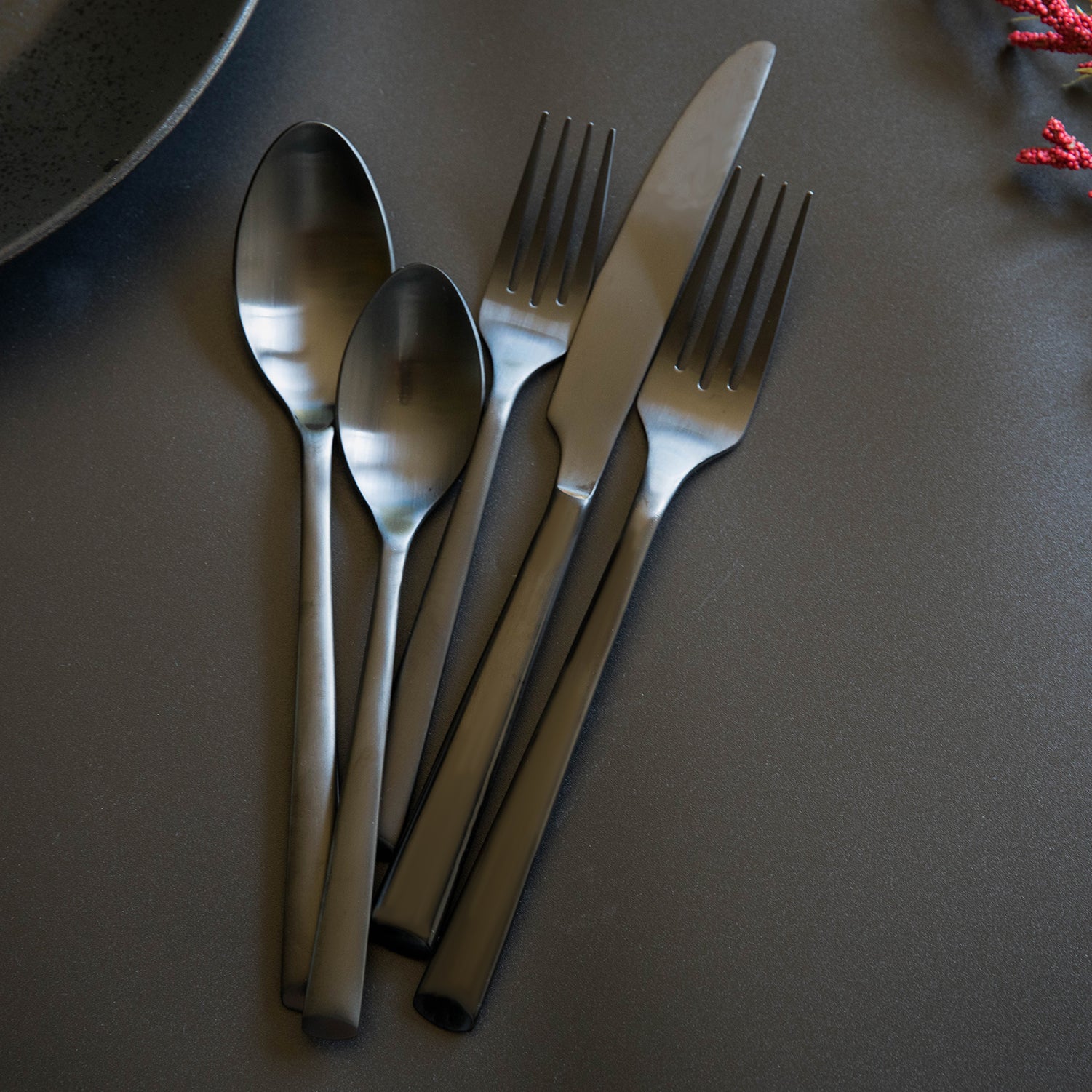 Gilda Black Satin 20 Piece Flatware Set